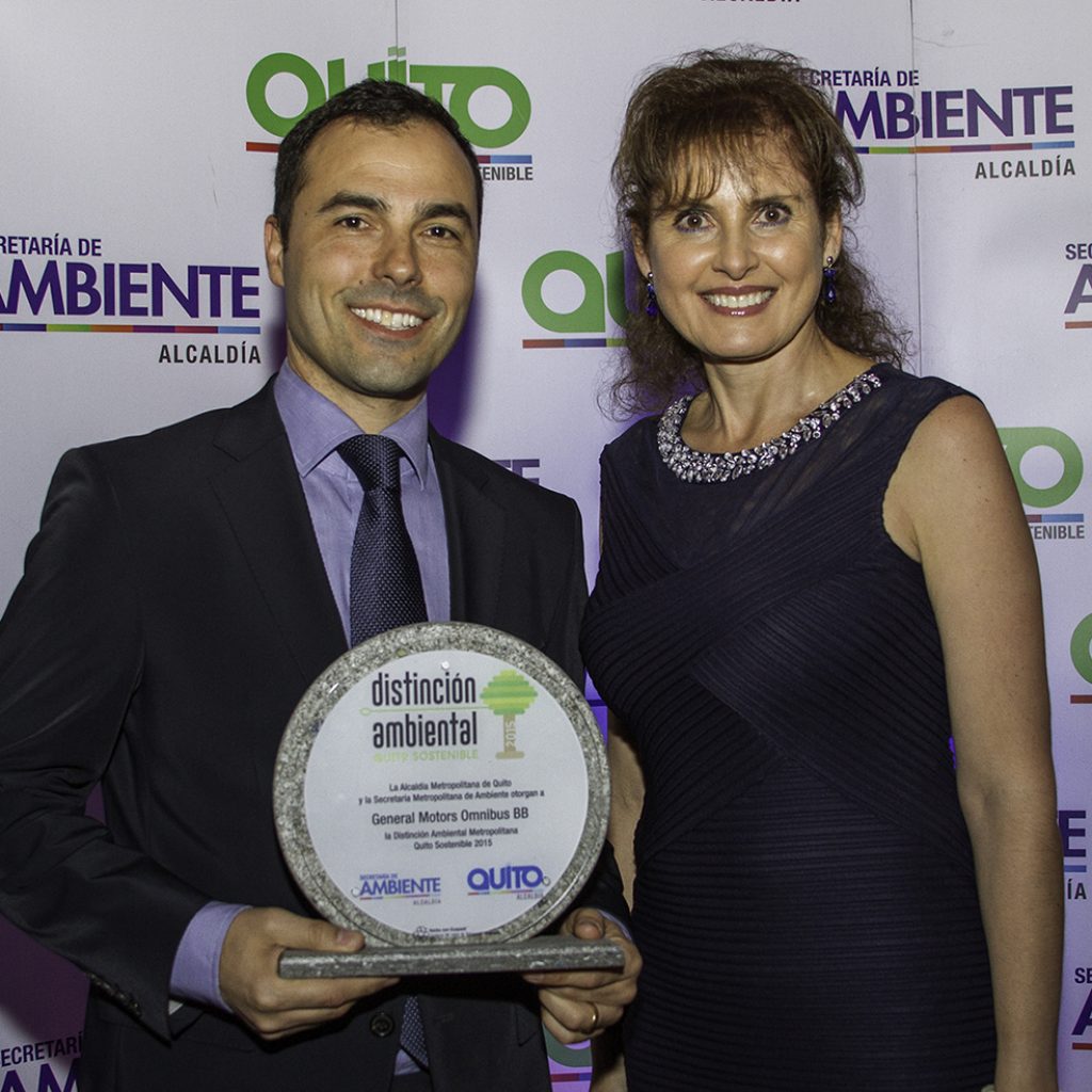 LA SECRETARÍA DE AMBIENTE OTORGÓ A GM OBB DEL ECUADOR LA “DISTINCIÓN AMBIENTAL METROPOLITANA QUITO SOSTENIBLE 2015”