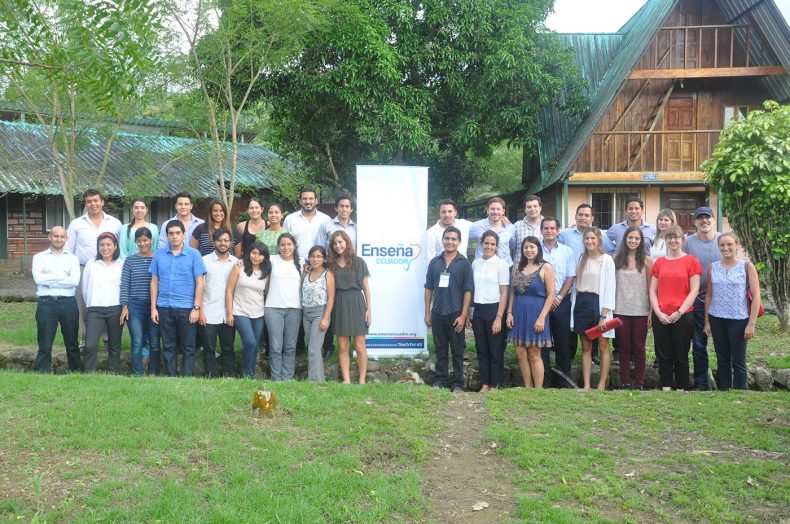 JÓVENES PROFESIONALES DE “ENSEÑA ECUADOR” PARTICIPARON EN EL CURSO INTENSIVO DE VERANO