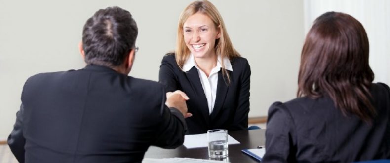 5 cosas que debes tomar en cuenta al asistir a una entrevista de trabajo