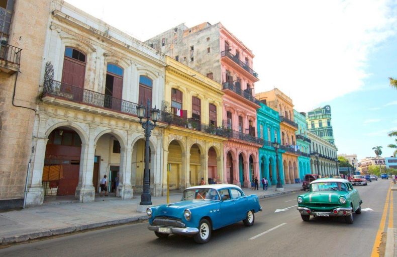 American Airlines operará cinco vuelos diarios hacia La Habana