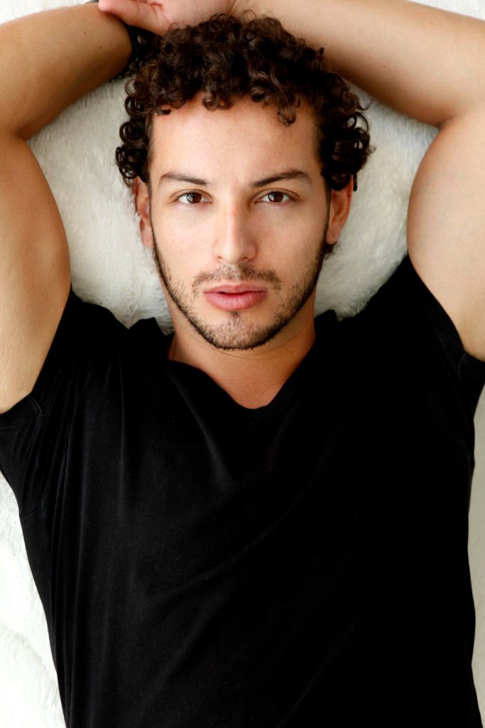 Paul Guerra un ecuatoriano en la escuela de actuación Stella Adler en Hollywood