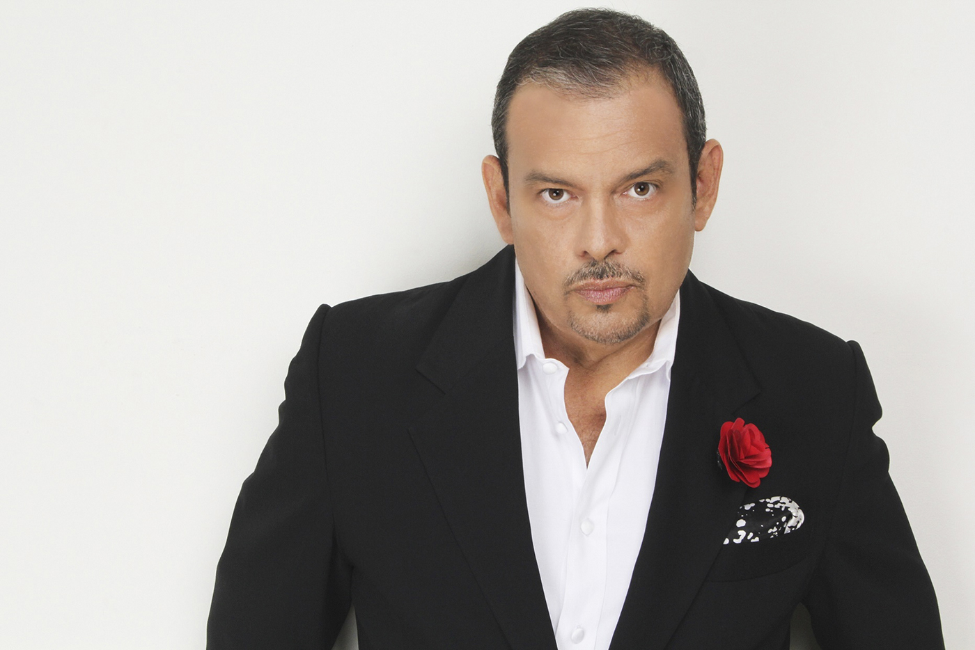 100 AÑOS DE HISTORIA PANAMEÑA INSPIRAN A FEDERICO VISUETTI PARA EL ECUADOR FASHION WEEK 2016