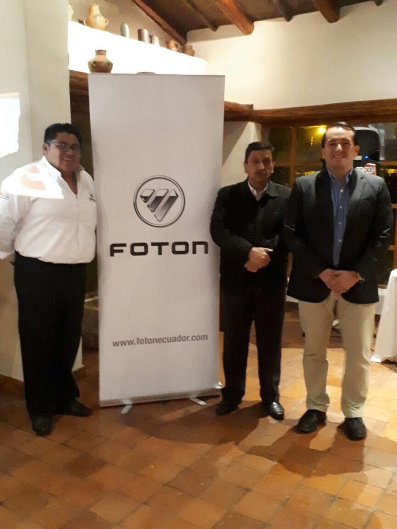 FOTON DEL ECUADOR PRESENTE EN LA FERIA DE GREMIOS DE TRANSPORTE ESCOLAR E INSTITUCIONAL