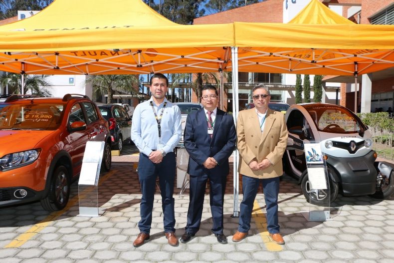 RENAULT PARTICIPÓ EN EL “I CONGRESO INTERNACIONAL EN INGENIERÍA, GESTIÓN Y TECNOLOGÍA AUTOMOTRIZ” ICEMAT RENAULT PARTICIPÓ EN EL “I CONGRESO INTERNACIONAL EN INGENIERÍA, GESTIÓN Y TECNOLOGÍA AUTOMOTRIZ” ICEMAT