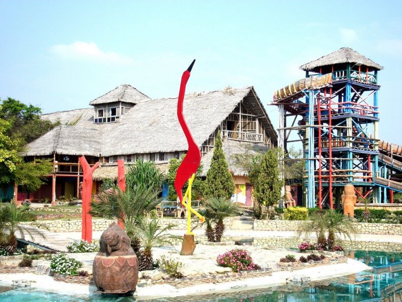 Un espacio turístico y cultural, el más grande y único en el Ecuador. Un espacio turístico y cultural