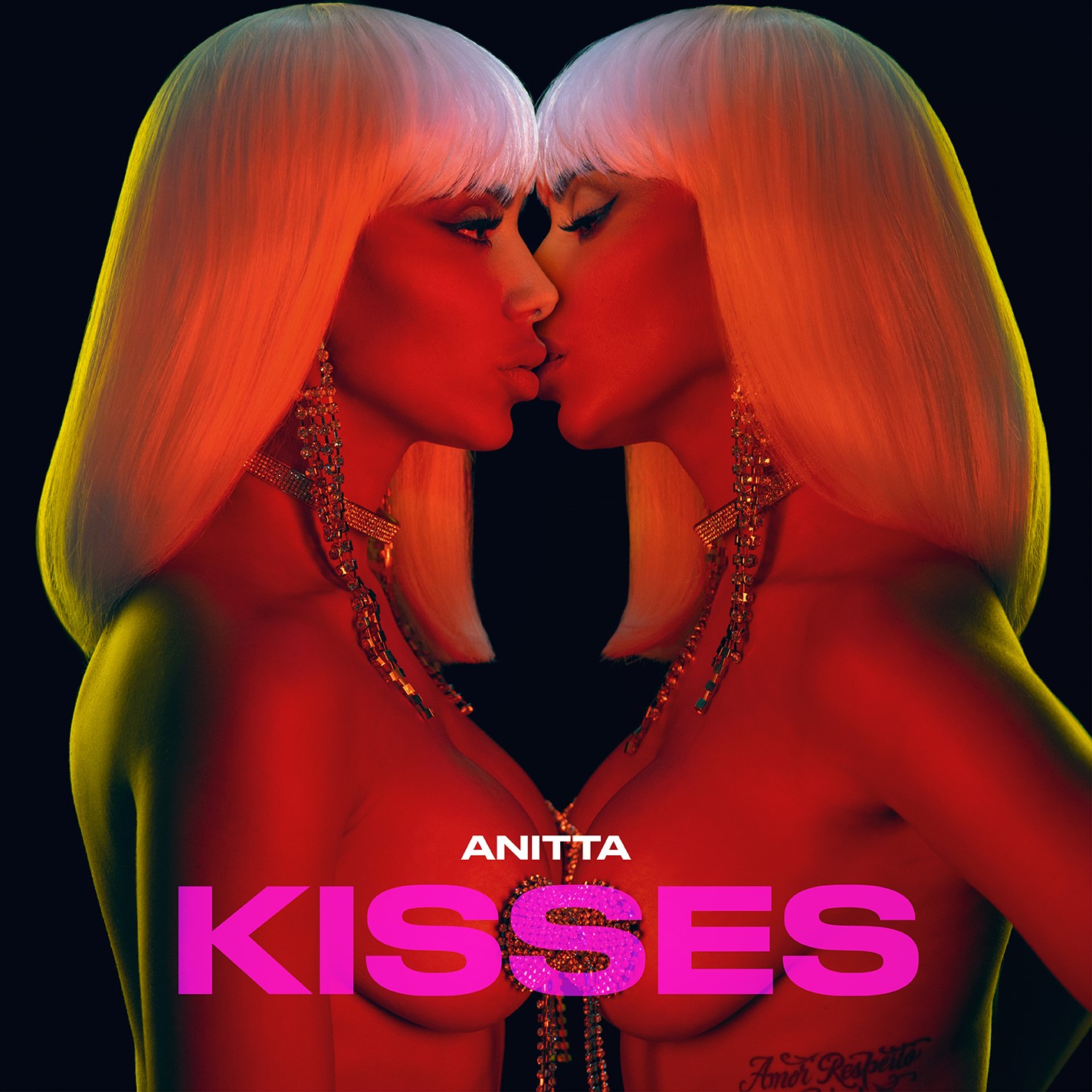 Anitta estrena mundialmente Kisses su nuevo álbum visual.
