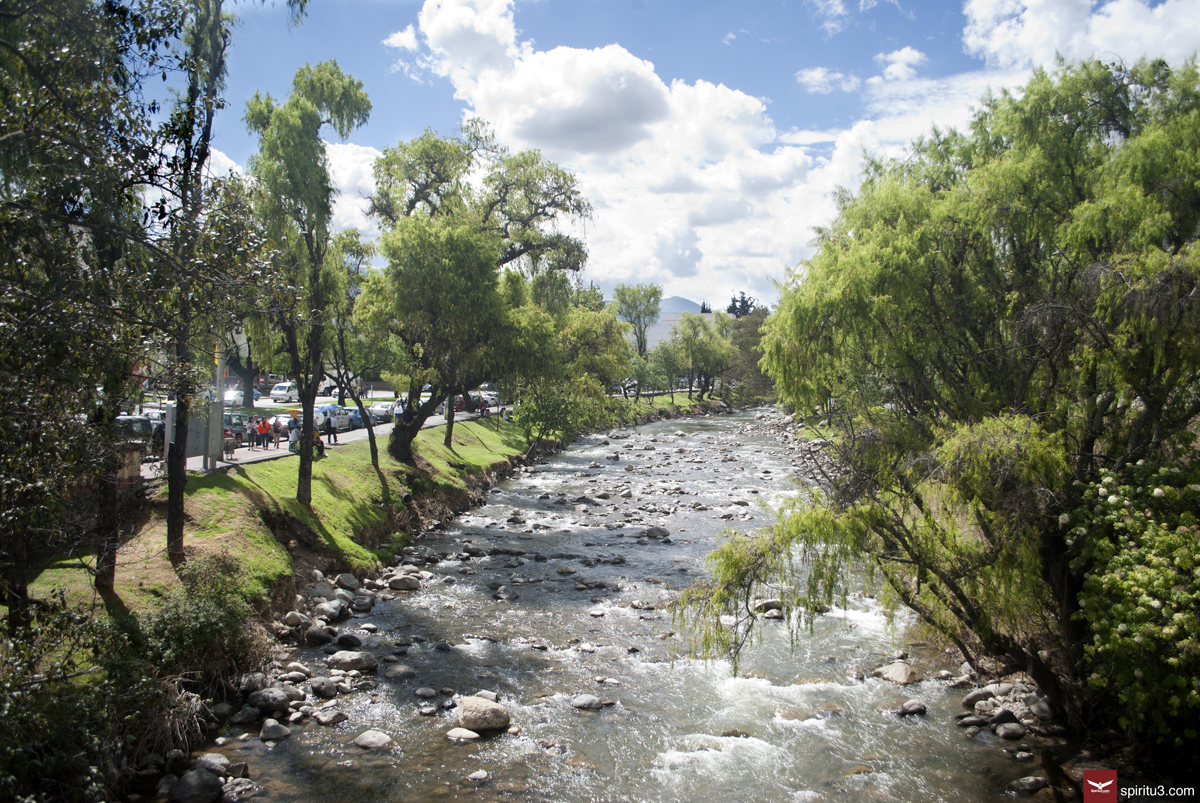 Ahora en nuestra Plataforma Digital E-commerce Spiritu3.com💻 puedes comprar esta Fotografía Digital: Cuenca Río Tomebamba 001 – 3872 x 2592 (8MB) $1USD