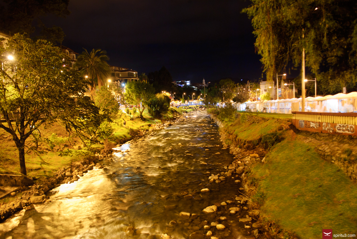 Ahora en nuestra Plataforma Digital E-commerce Spiritu3.com💻 puedes comprar esta Fotografía Digital: Cuenca Río Tomebamba 002 – 3872 x 2592 (8MB) $1USD