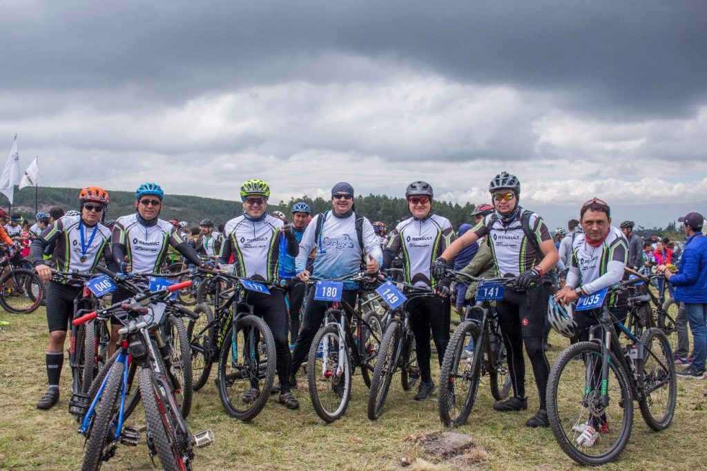 RENAULT DUSTER DESLUMBRÓ EN LA COMPETENCIA “RIDE SIERRALOMA DUSTER 2019”