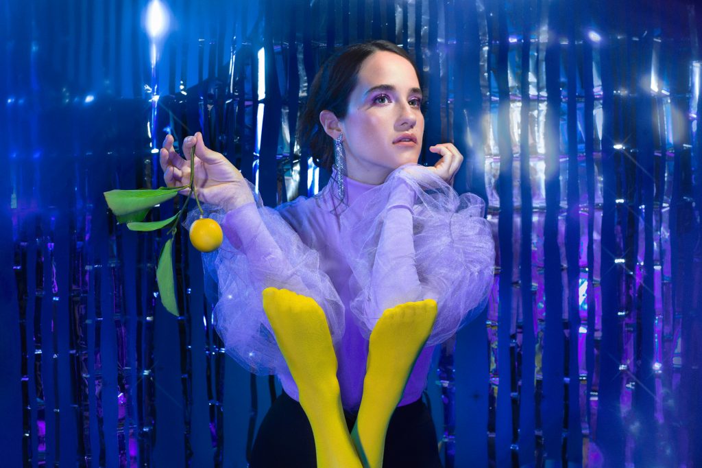 Ximena Sariñana estrena su cuarto álbum, "Cobarde" su actual sencillo y llega al festival Estereo Picnic en Bogotá