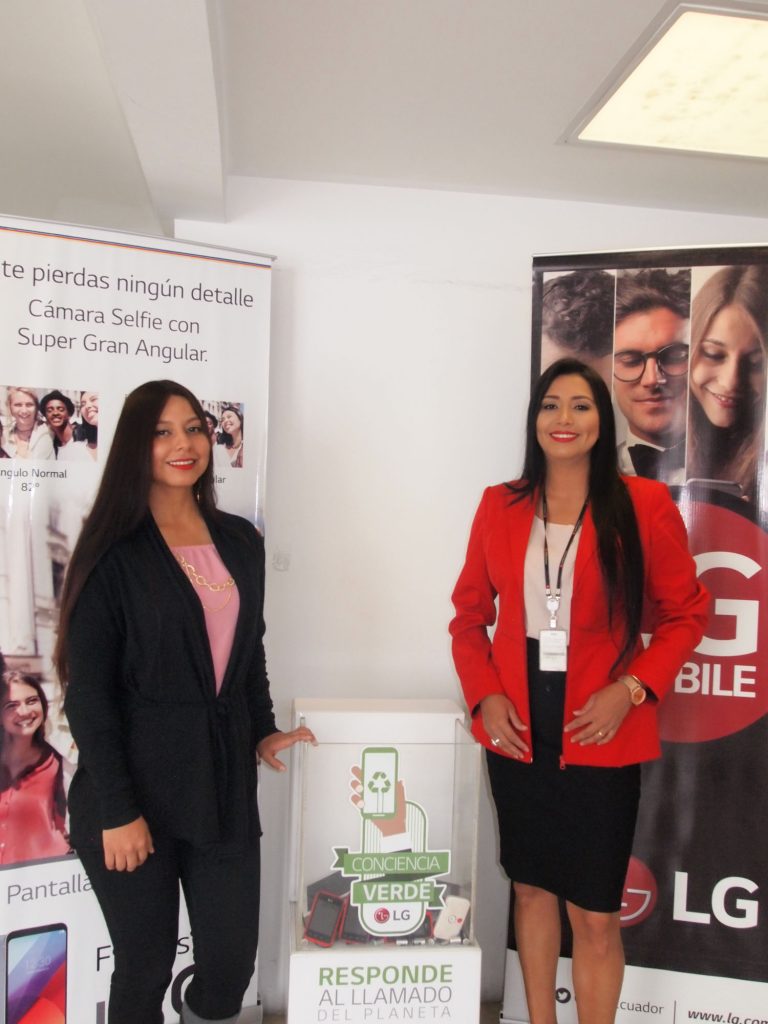 LG recuerda la importancia del reciclaje en su día mundial y presenta sus ánforas para reciclar celulares en Quito y Guayaquil