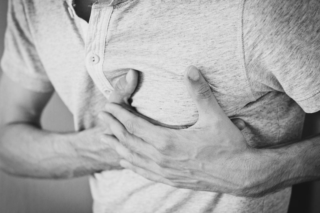 Envío de boletín de prensa: Hombres son más propensos a presentar angina de pecho