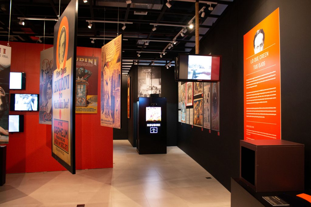 Espacio Fundación Telefónica Ecuador inauguró la exposición: “Houdini. Las Leyes del Asombro”  