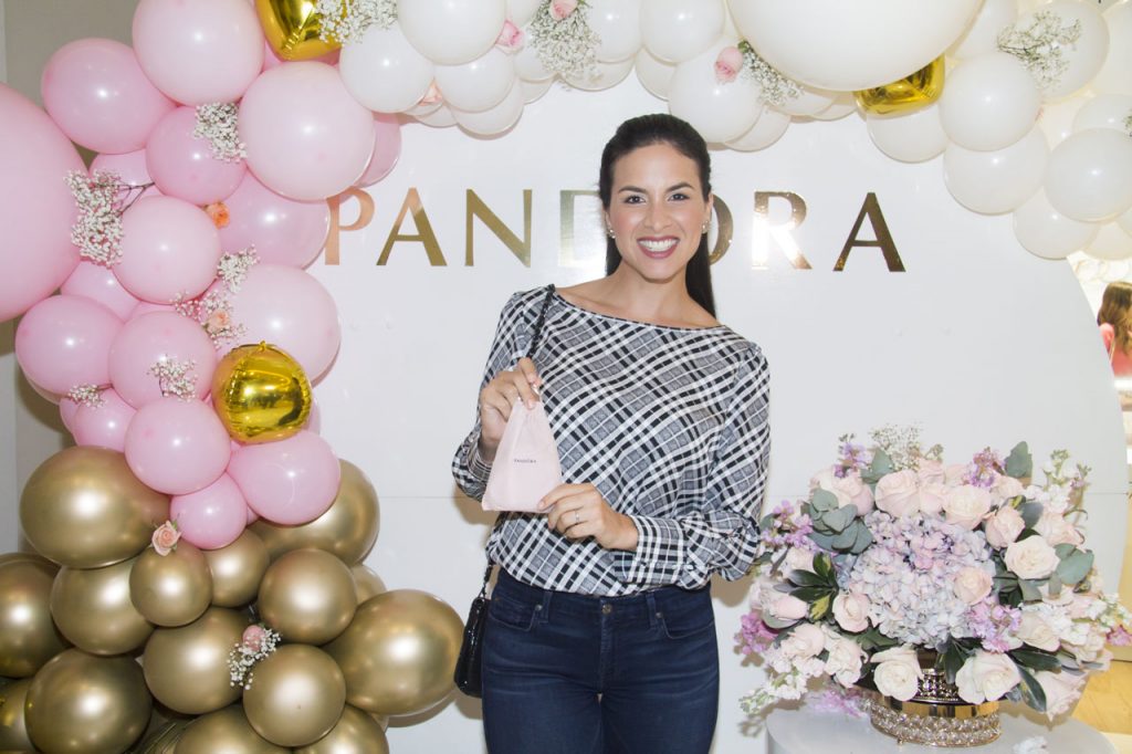 Pandora Boutique presentó su Nueva Colección “Unidos por Amor”