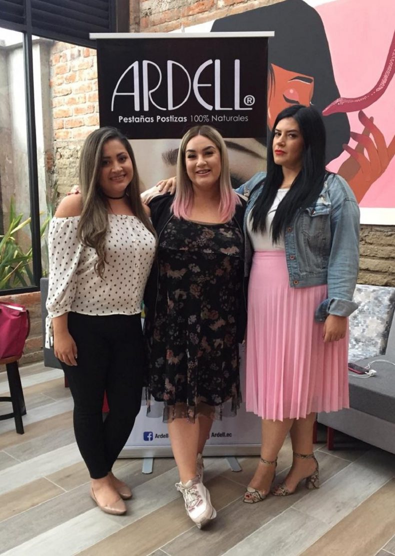 EN QUITO SE DICTÓ TALLER “EMBRACE YOUR BEAUTY” EN QUITO SE DICTÓ TALLER “EMBRACE YOUR BEAUTY”