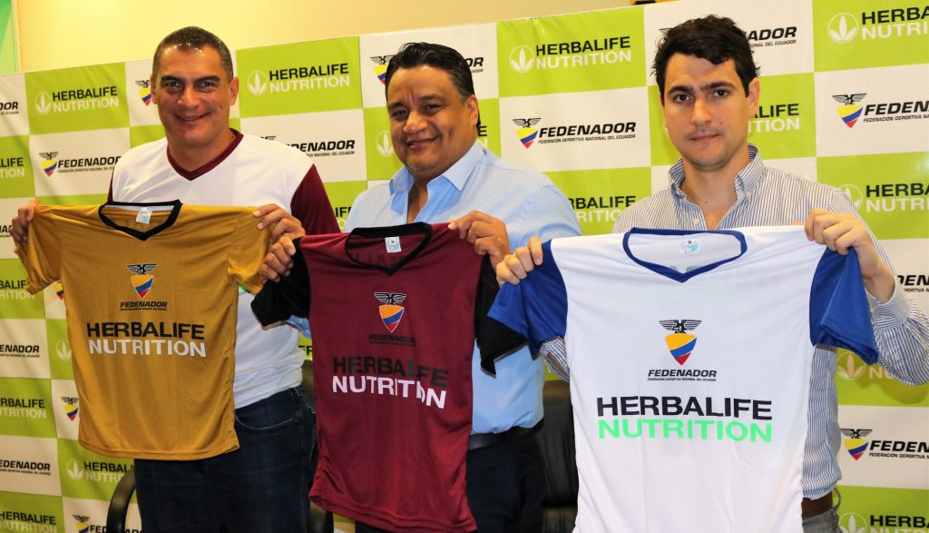 FARYD MONDRAGÓN INAUGURÓ LA V COPA HERBALIFE NUTRITION- FEDENADOR DE FÚTBOL MENOR