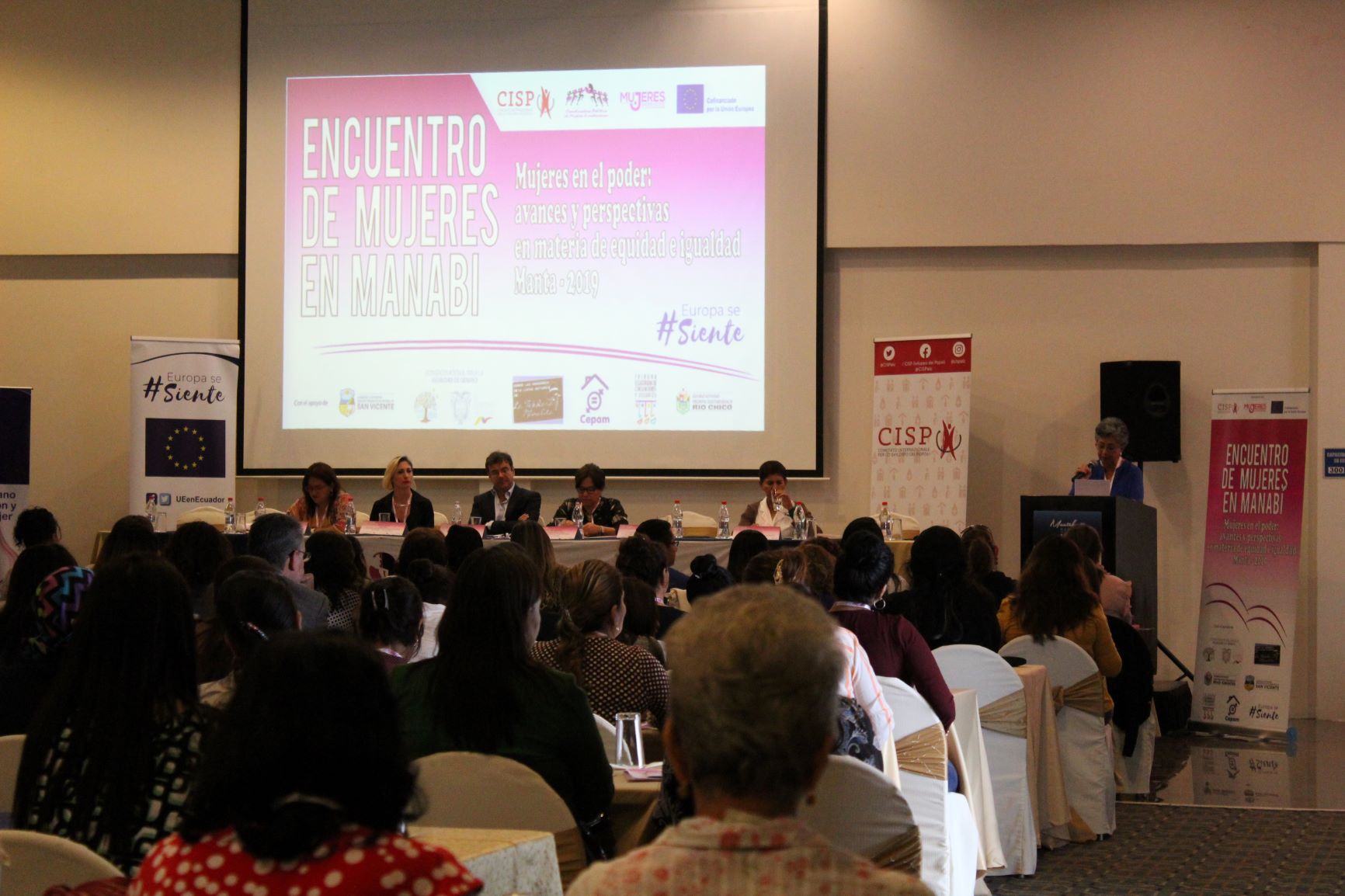 AUTORIDADES MUJERES DE MANABÍ FIRMAN ACUERDO TERRITORIAL PARA LA IMPLEMENTACIÓN DE POLÍTICAS EN MATERIA DE EQUIDAD