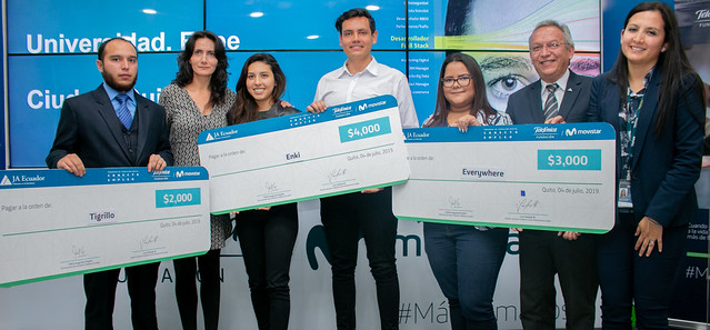 Fundación Telefónica Ecuador premia a jóvenes emprendedores con capital semilla