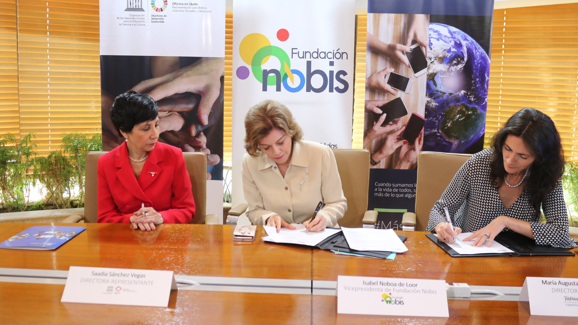 Fundación NOBIS, UNESCO QUITO y Fundación Telefónica Ecuador firmaron un convenio tripartito en favor de una educación de calidad de niñas, niños y jóvenes del Ecuador.