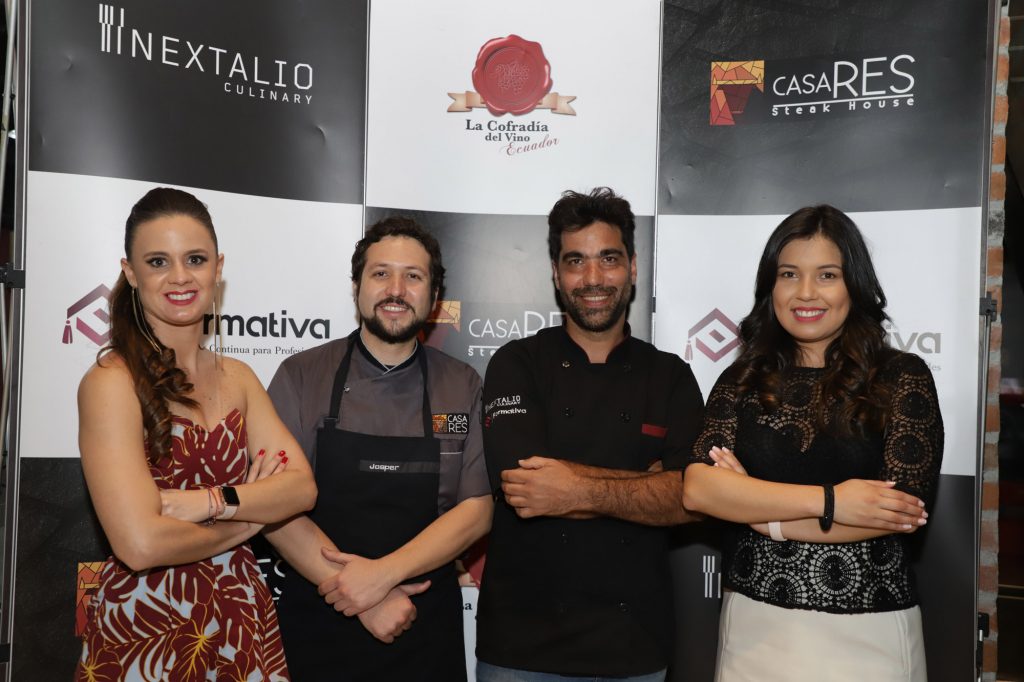 Casa Res apertura nuevo local en Guayaquil con el taller “una noche de cortes y maridaje” presentado por el especialista argentino Hernán Méndez