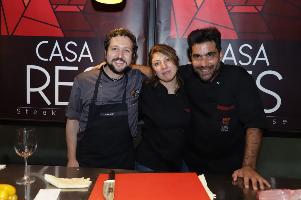 Casa Res apertura nuevo local en Guayaquil con el taller “una noche de cortes y maridaje” presentado por el especialista argentino Hernán Méndez