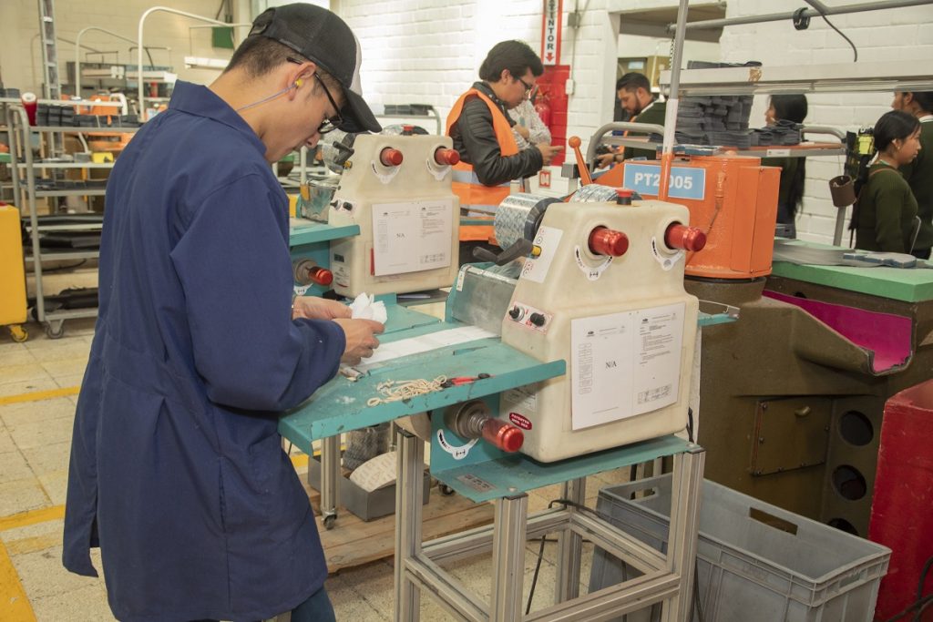 EL MERCADO DE CALZADO ESCOLAR CRECE CADA AÑO EN ECUADOR