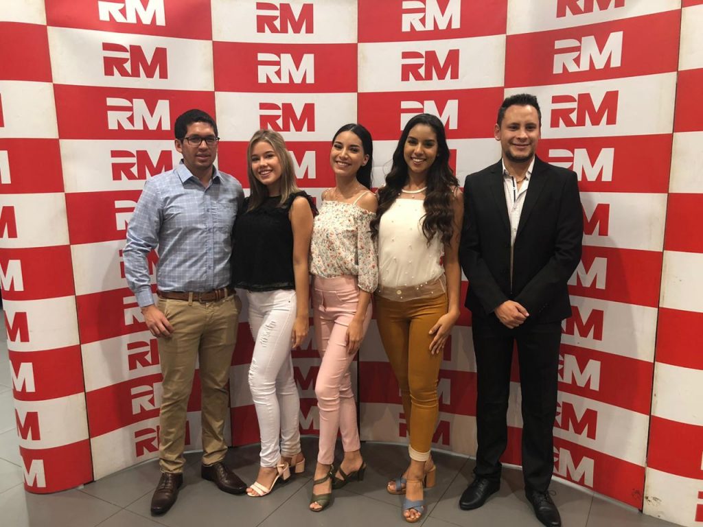 Candidatas a Reina de Guayaquil desfilaron la nueva colección 2019 de RM