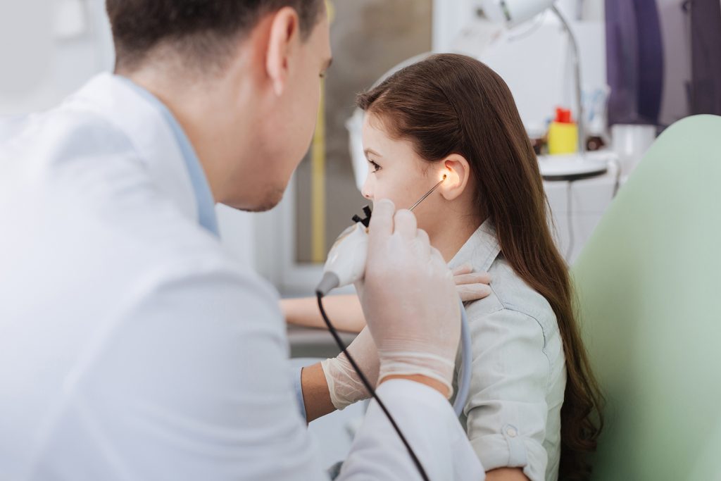 LA IMPORTANCIA DE LA SALUD AUDITIVA EN EL DESARROLLO INTEGRAL DE LOS NIÑOS