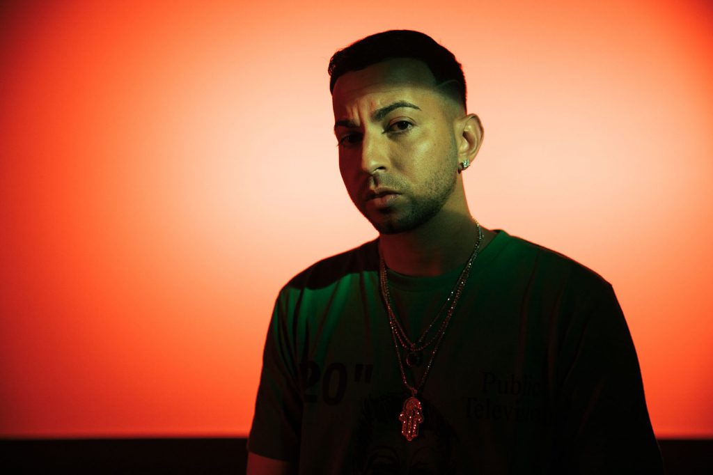 JUSTIN QUILES junto a los grandes del reggaetón NATTI NATASHA, FARRUKO, ZION, DALEX Y LENNY TAVÁREZ presenta la versión remix de su éxito "DJ NO PARE"