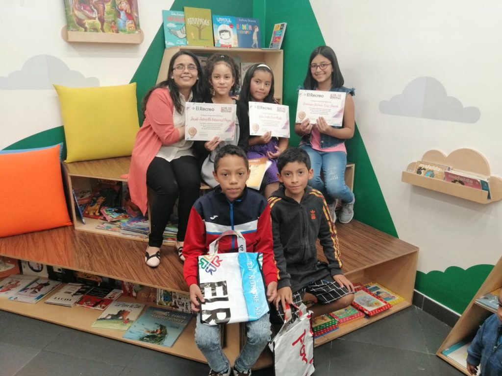 El Recreo reconoció la creatividad de tres pequeñas