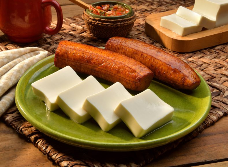 El Queso Fresco, una tradición en la mesa de los ecuatorianos El Queso Fresco, una tradición en la mesa de los ecuatorianos
