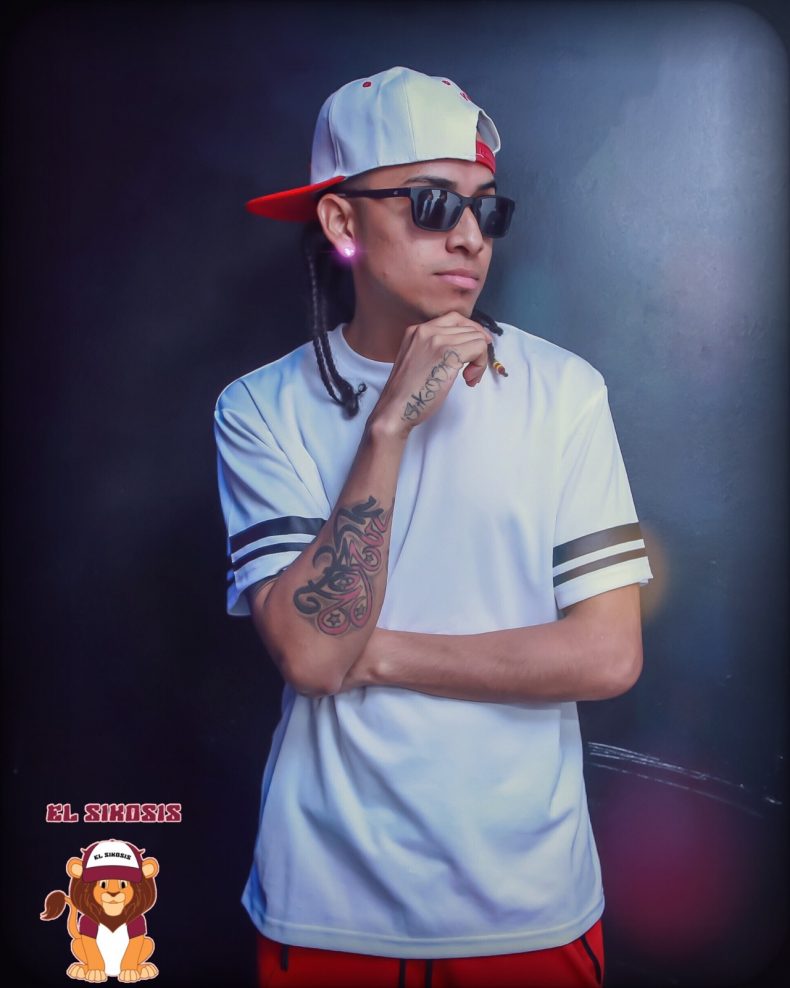 EL ARTISTA ECUATORIANO RADICADO EN ITALIA “EL SIKOSIS” ESTARÁ DE MEDIA TOUR EN ECUADOR POR PRIMERA VEZ EL ARTISTA ECUATORIANO RADICADO EN ITALIA “EL SIKOSIS” ESTARÁ DE MEDIA TOUR EN ECUADOR POR PRIMERA VEZ