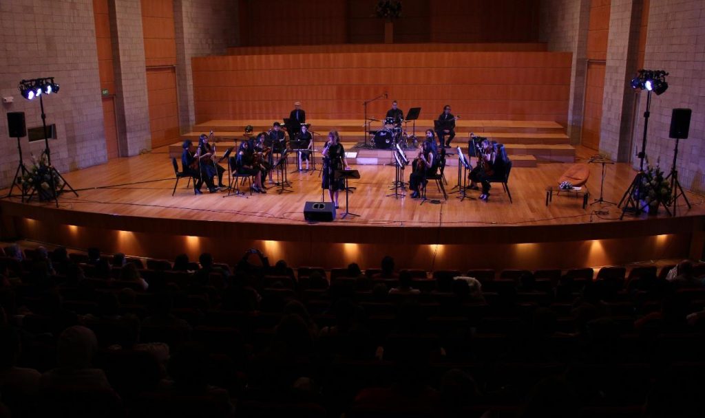 ENSAMBLE DE ILUSIONES DE LA ARTISTECA, SEMILLERO DEL CAMBIO DELEITÓ AL PUBLICO EN UN CONCIERTO EN LA CASA DE LA MÚSICA