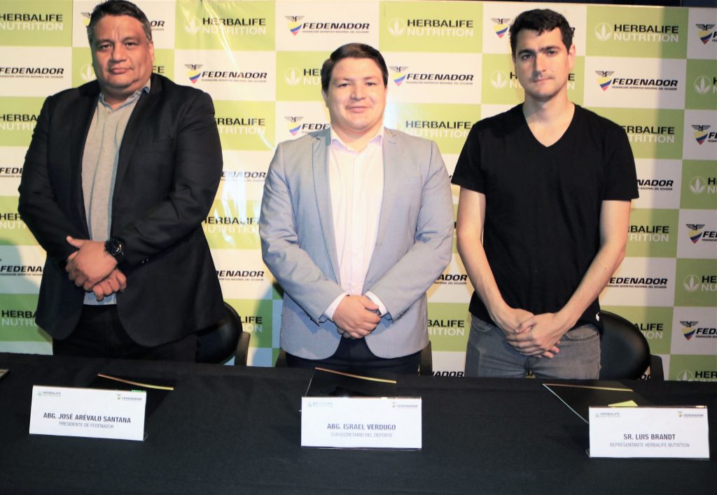 TRAS 6 MESES DE ENTRENAMIENTOS CULMINÓ CON ÉXITO LA V COPA HERBALIFE NUTRITION- FEDENADOR