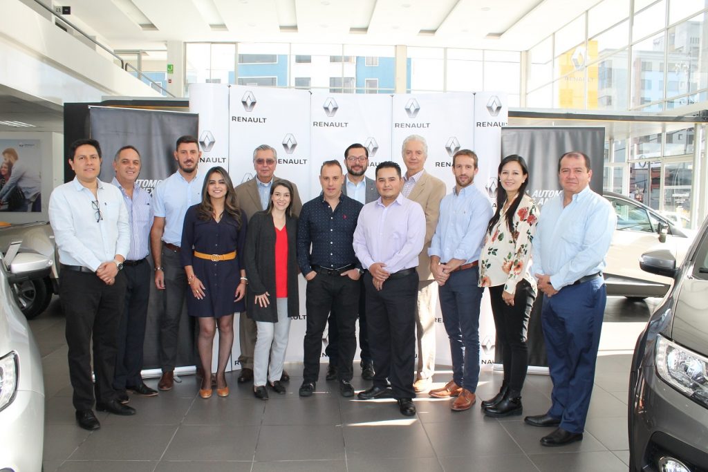 EJECUTIVOS INTERNACIONALES DE LA MARCA FRANCESA RENAULT, VISITARON LAS INSTALACIONES EN QUITO Y GUAYAQUIL
