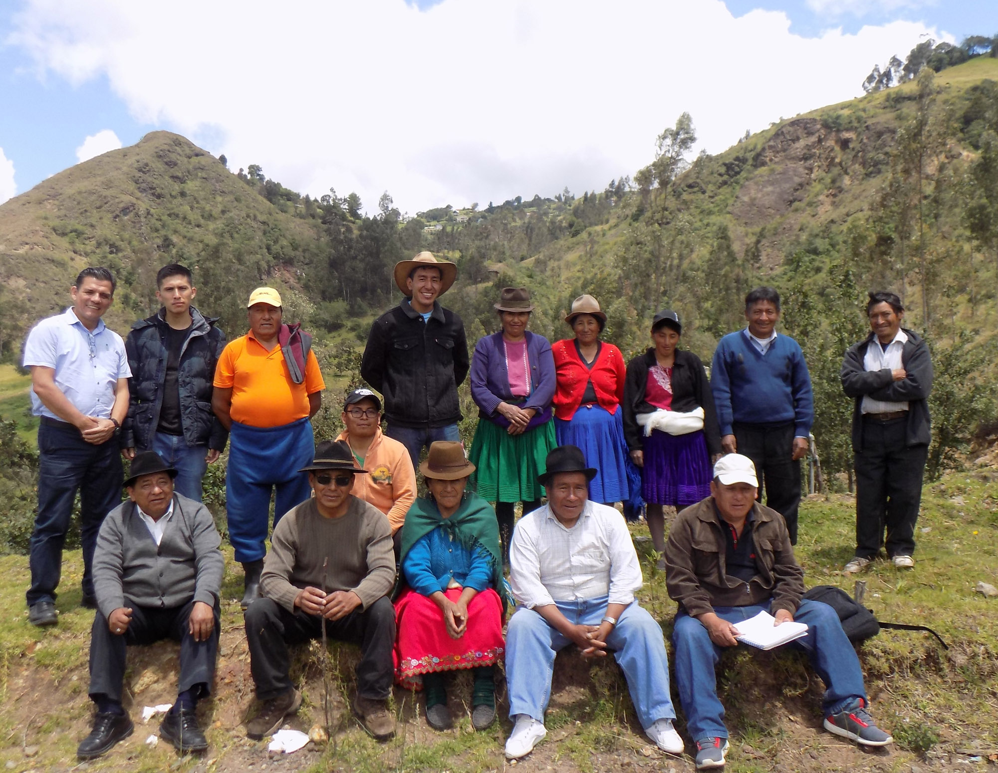 PLASTIGAMA WAVIN ENTREGA PRODUCTO A COMUNIDAD PUCARRUMI DE AZUAY PARA LA EJECUCIÓN DEL PROYECTO GANADOR DEL CONCURSO DE DISEÑO HIDRÁULICO