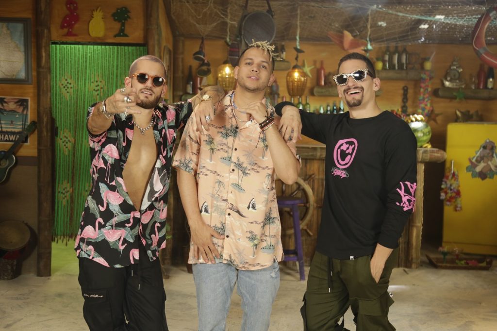 OVY ON THE DRUMS presenta SIGO BUSCÁNDOTE junto a Mau y Ricky