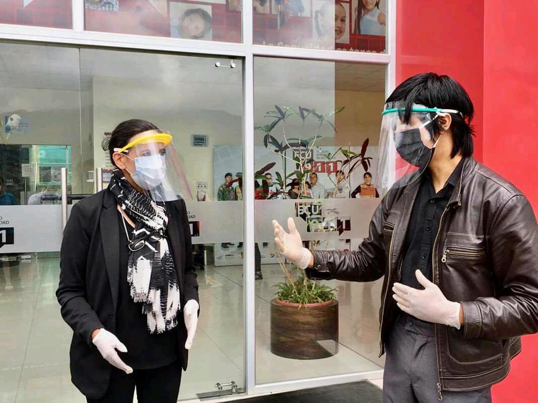 Con impresión 3D se crean máscaras faciales y un respirador artificial para mitigar el contagio por COVID-19