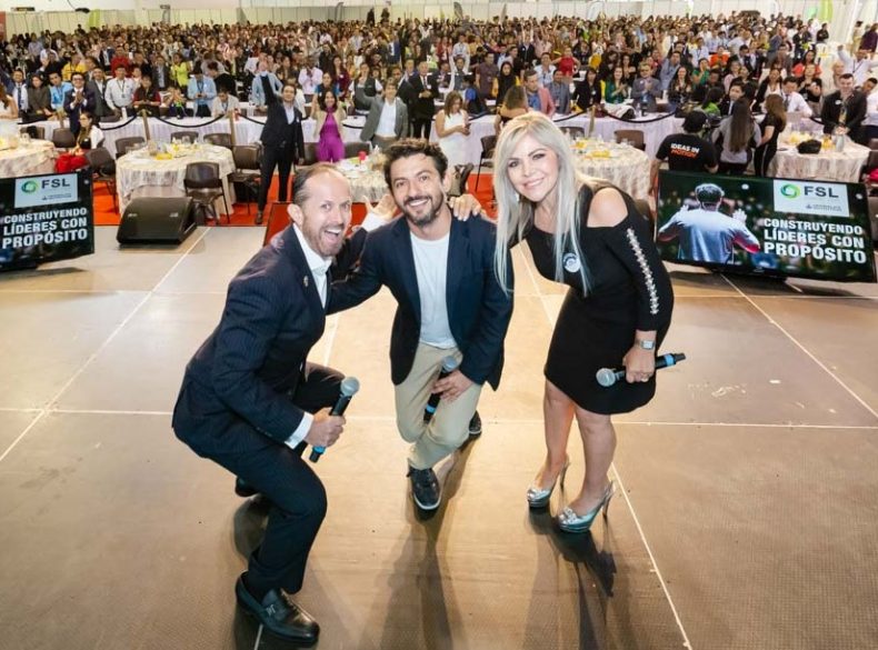 HERBALIFE NUTRITION CAPACITA CONSTANTEMENTE A SUS DISTRIBIUDORES INDEPENDIENTES A ESCALA NACIONAL HERBALIFE NUTRITION CAPACITA CONSTANTEMENTE A SUS DISTRIBIUDORES INDEPENDIENTES A ESCALA NACIONAL