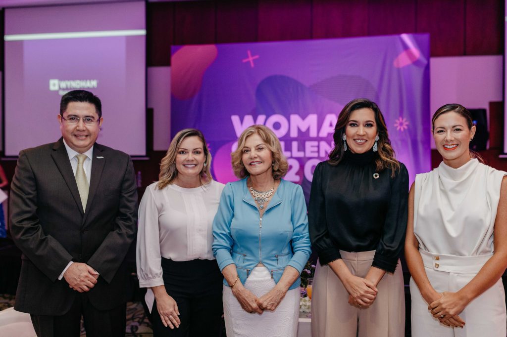 SE REALIZÓ CON ÉXITO EL FORO WOMAN CHALLENGE 2020