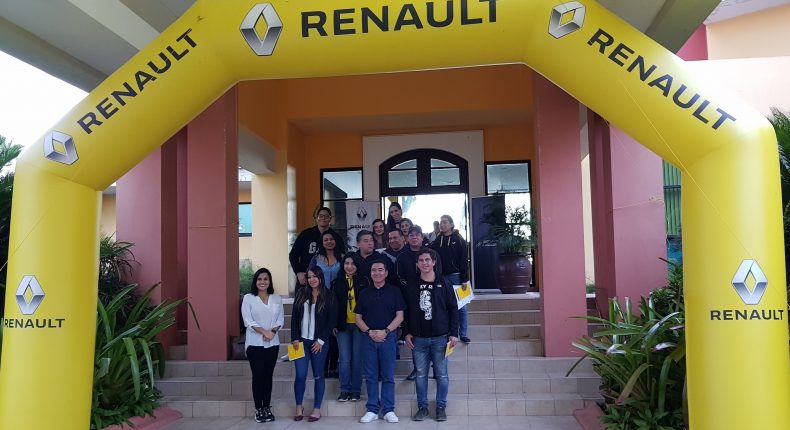 LOS COLABORADORES DE RENAULT RECIBIERON CAPACITACIÓN EN QUITO Y GUAYAQUIL SOBRE EL NUEVO SUV PREMIUM “RENAULT KOLEOS” LOS COLABORADORES DE RENAULT RECIBIERON CAPACITACIÓN EN QUITO Y GUAYAQUIL SOBRE EL NUEVO SUV PREMIUM “RENAULT KOLEOS”