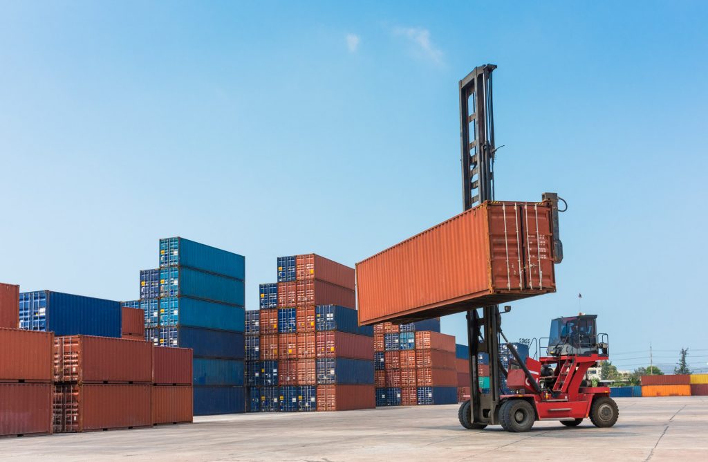 El sector exportador del país muestra su preocupación ante las medidas propuestas por el Gobierno