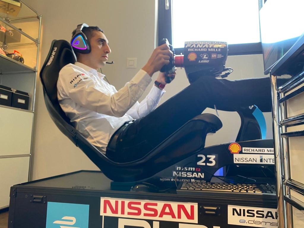 NISSAN E.DAMS PARTICIPA EN SU PRIMERA CARRERA VIRTUAL DE FORMULA E