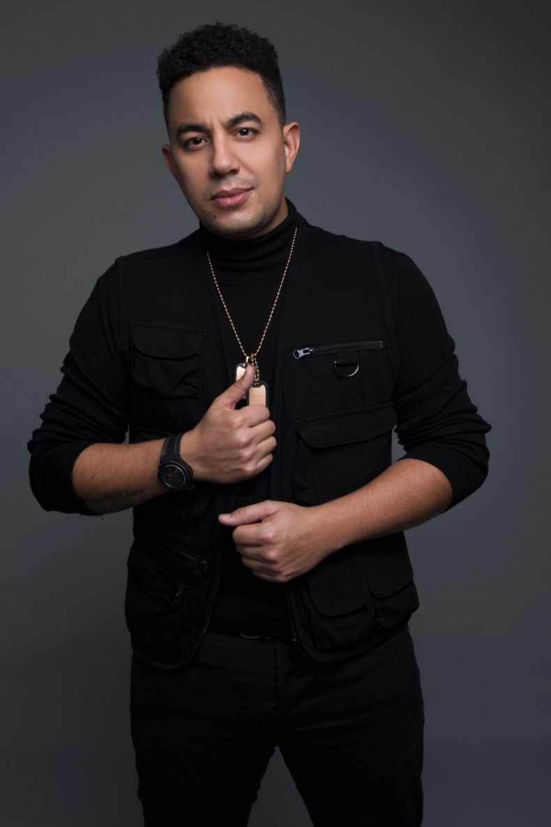 FELIPE 'PIPE' PELÁEZ 4 VECES NOMINADO EN LOS LATINO SHOW MUSIC AWARDS FELIPE PIPE PELÁEZ 4 VECES NOMINADO EN LOS LATINO SHOW MUSIC AWARDS