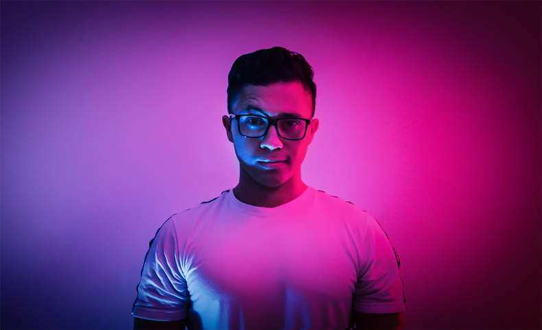 Henry Pineda, un diseñador orgullo de Venezuela Henry Pineda, un diseñador orgullo de Venezuela