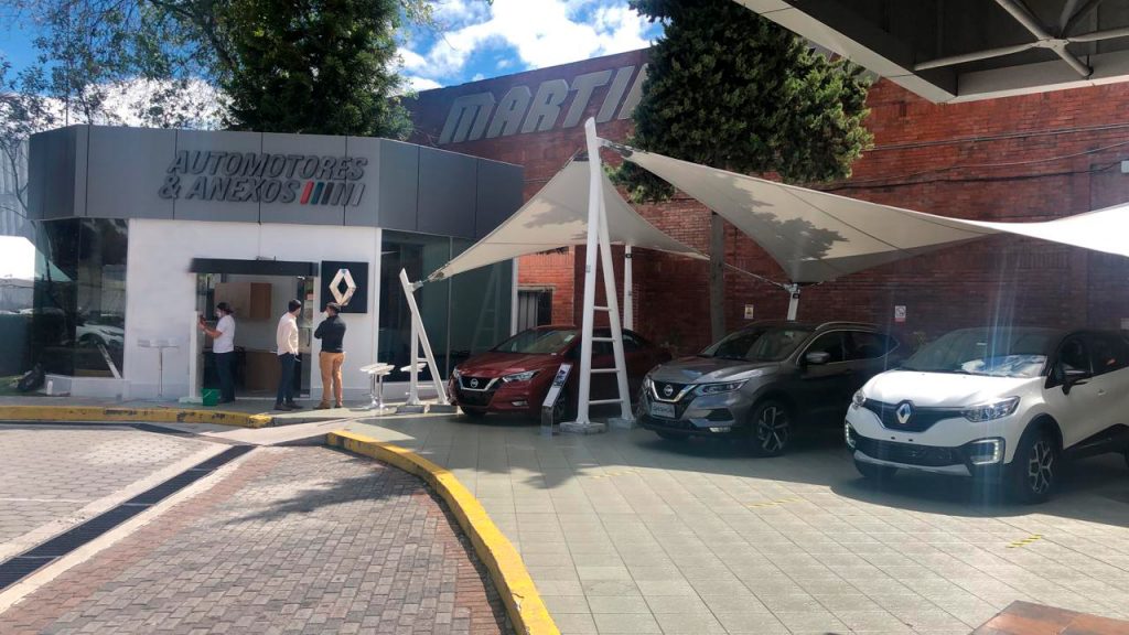 RENAULT INAUGURA UN NUEVO PUNTO DE VENTA EN EL C.C. EL BOSQUE
