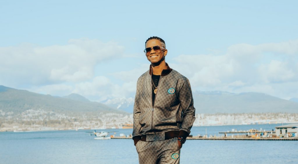 Jeremy King revoluciona la música urbana con 'Trema' y 'Todo el mundo se enamora'