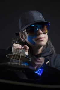 JAiMES ESTRENA CARACOLES DESTINADO A NUEVAS JIRAS 