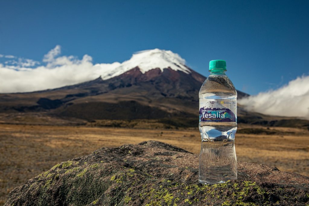 Agua Mineral Natural: un regalo para el organismo