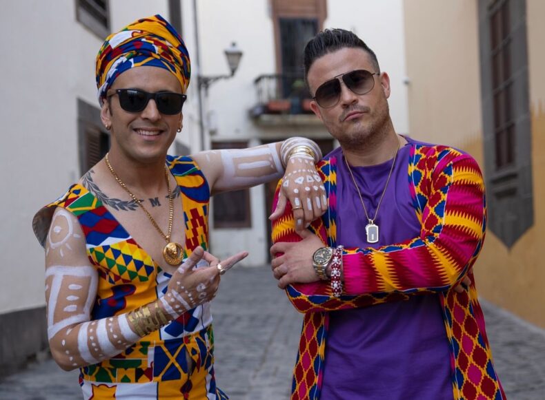 Mauricio Severo interpreta "Abre Eleggua", un tema del artista Manu La Habana.